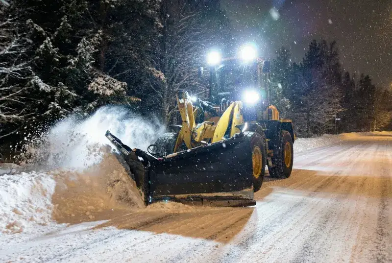 Snöröjning & Halkbekämpning i Sala